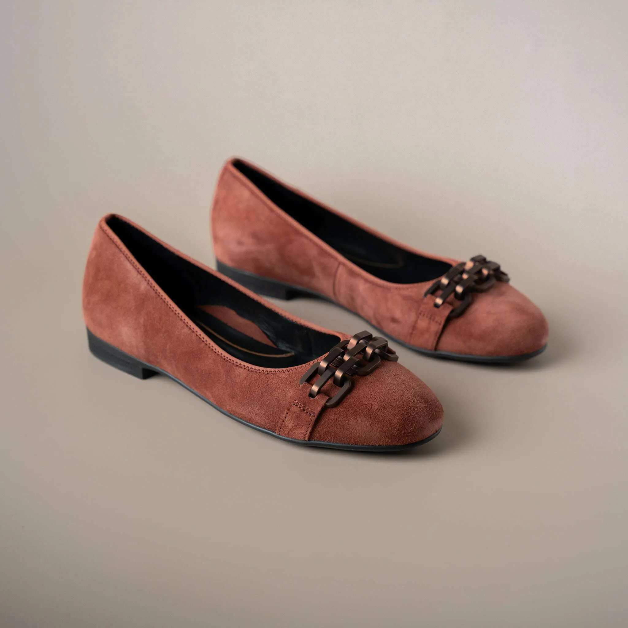 Ara - Scout Chain Flat