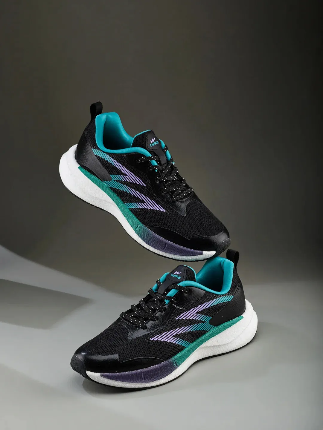 HAZZLE Black Women's Running Shoes