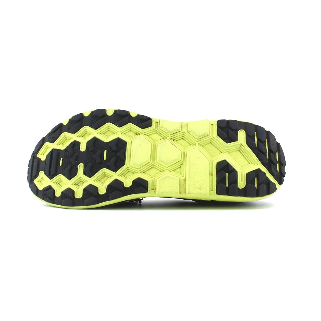 HOKA ONE ONE CHALLENGER ART 4