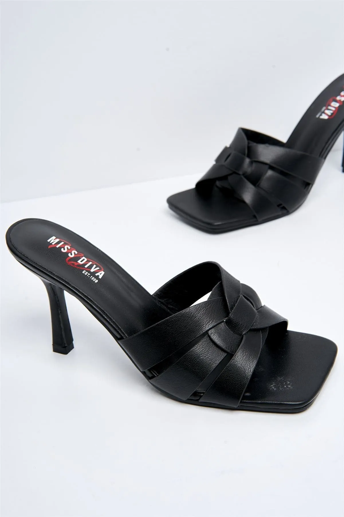 Santorini Large Woven Detail Mule in Black