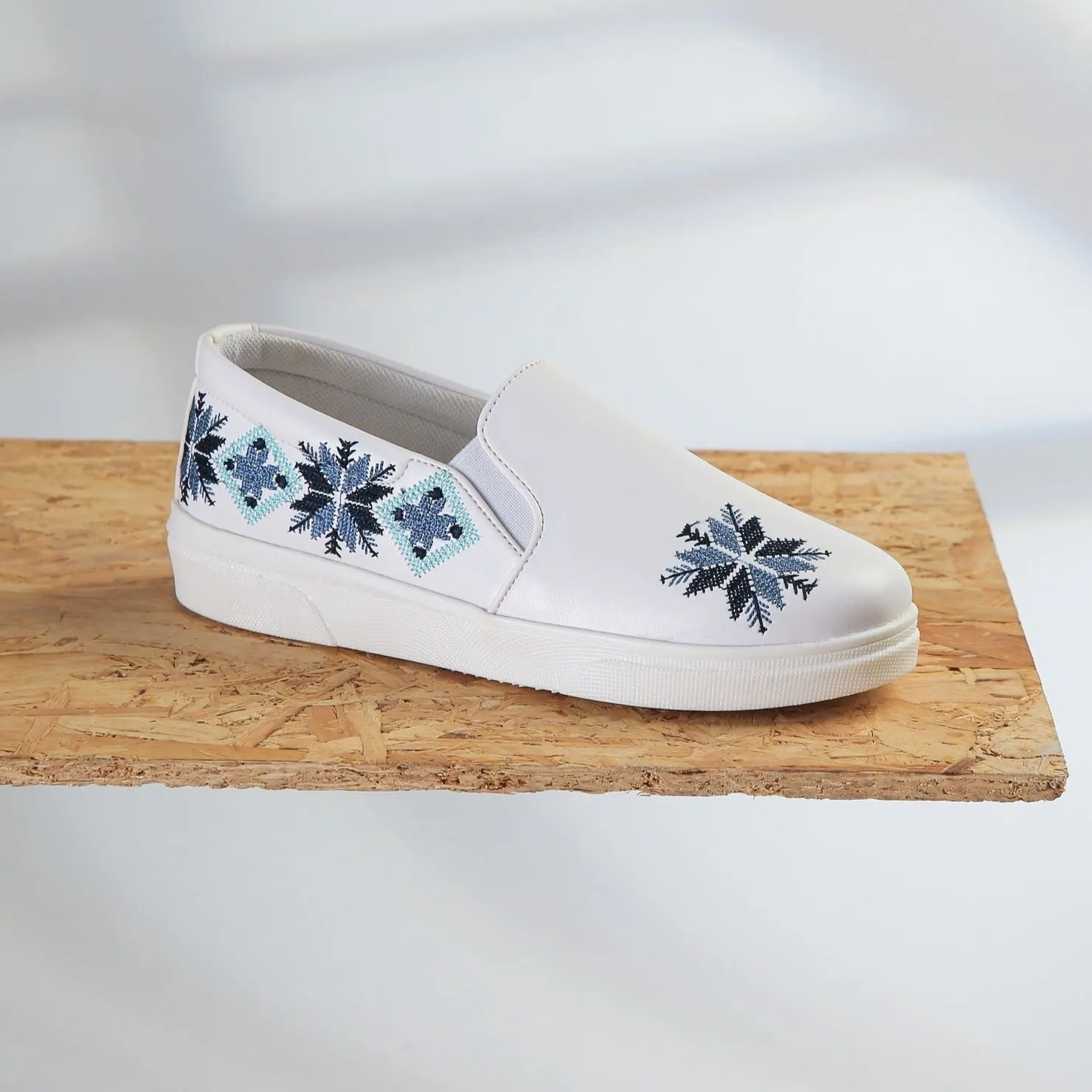 sneakers with stars